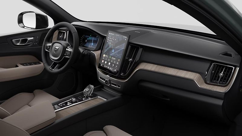 Volvo XC60 (2026) B5 AWD AUT DARK PLUS  - fotka 3 z 11