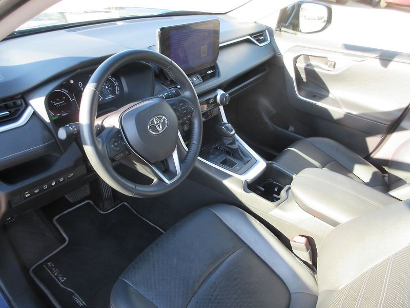 Toyota RAV4 2.5 Hybrid Executive E-Cvt - fotka 10 z 20