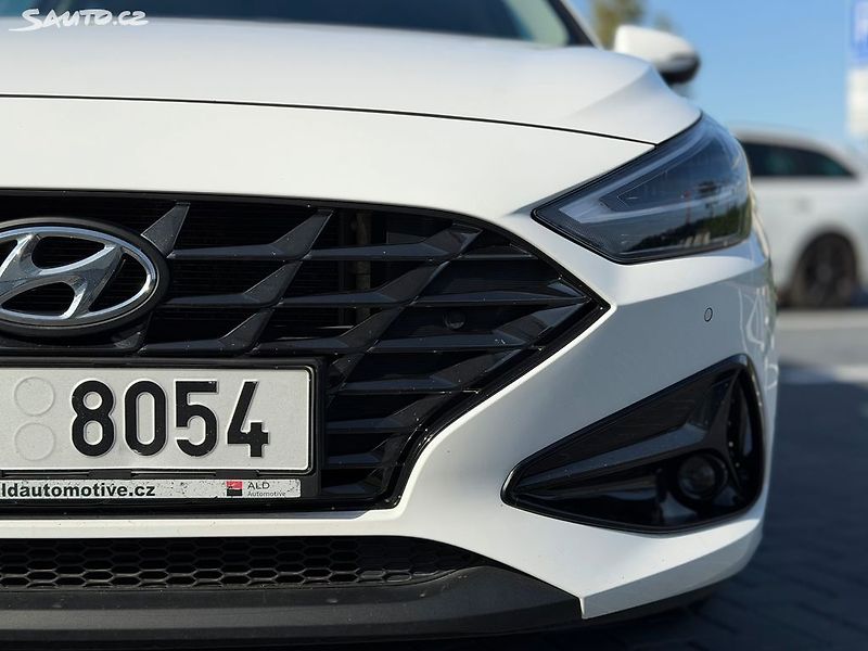 Hyundai i30 1.5 t-gdi 118 kw/automat/DPH - fotka 6 z 20