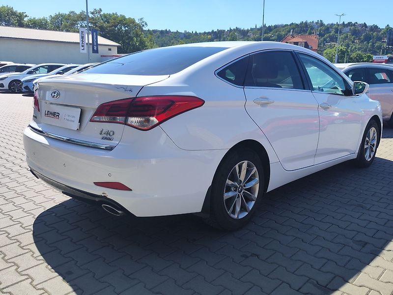 Hyundai i40 1.7 CRDi/85kW Experience - fotka 5 z 33