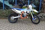 KTM 300 EXC SIX DAYS (2026) 2026  SKLADEM - náhled 2