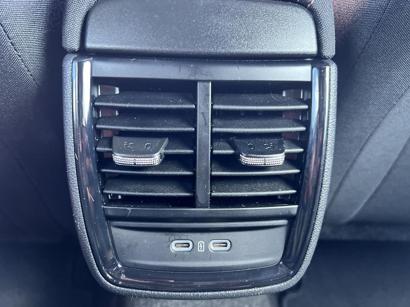 Škoda Scala Style 1.5TSi DSG ČR 1.MAJ. DPH - fotka 29 z 43