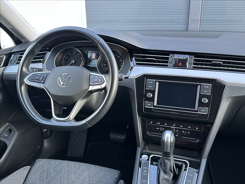 Volkswagen Passat 1,5 TSI 150PS  Business DSG - fotka 23 z 53