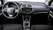 Suzuki S-Cross.