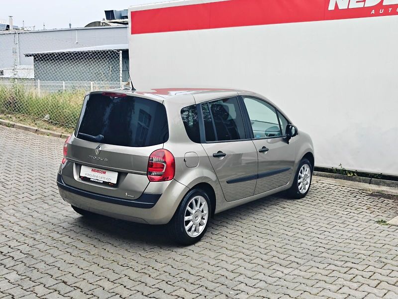 Renault Modus (2009) 1,2 16V 55 kW Alur - fotka 30 z 35