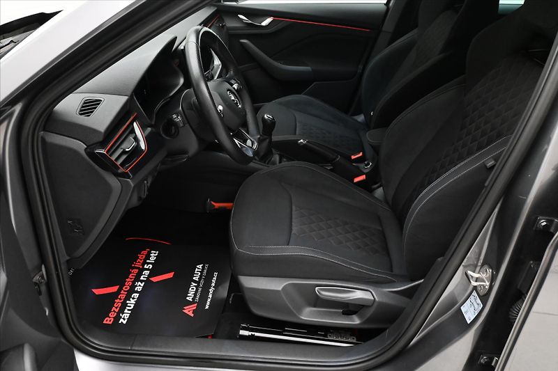 Škoda Kamiq 1,0 TSI 81 kW Sport Business Z - fotka 13 z 29