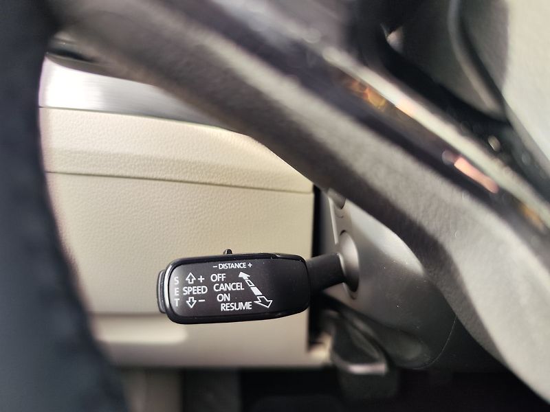 Škoda Superb 2.0 TDI/147kW Style DSG 4x4 - fotka 30 z 34