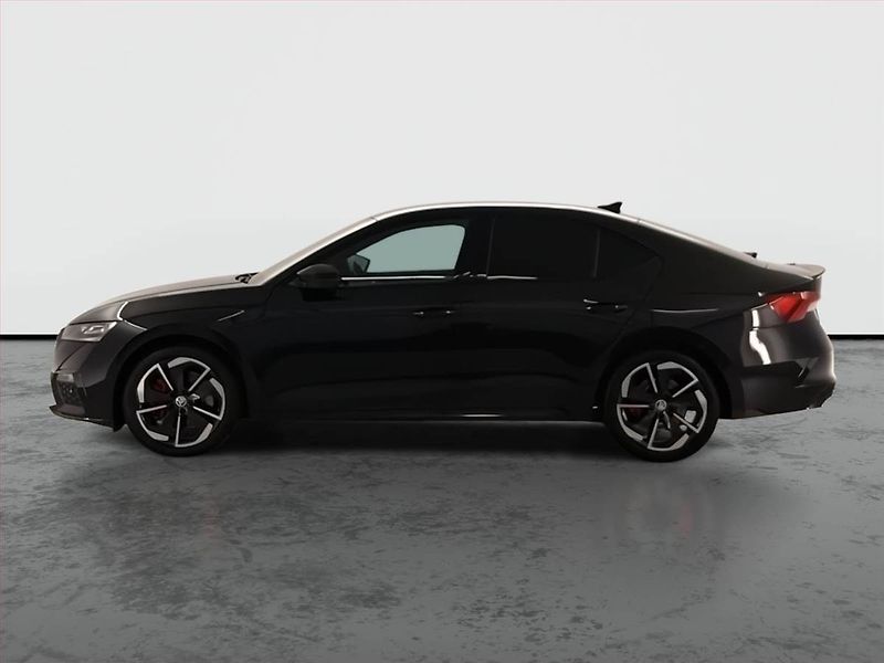 Škoda Octavia (2022) RS 2.0 TSI - fotka 3 z 24