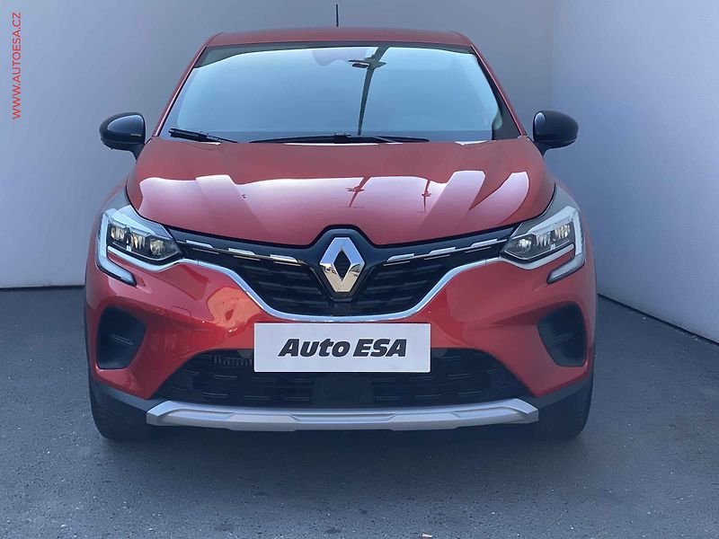 Renault Captur (2021) 1.0 TCe, LED, navi - fotka 2 z 17