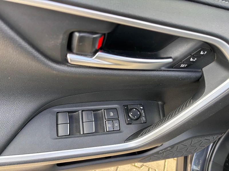 Toyota RAV4 2.5 HSD e-CVT AWD Executive - fotka 12 z 28