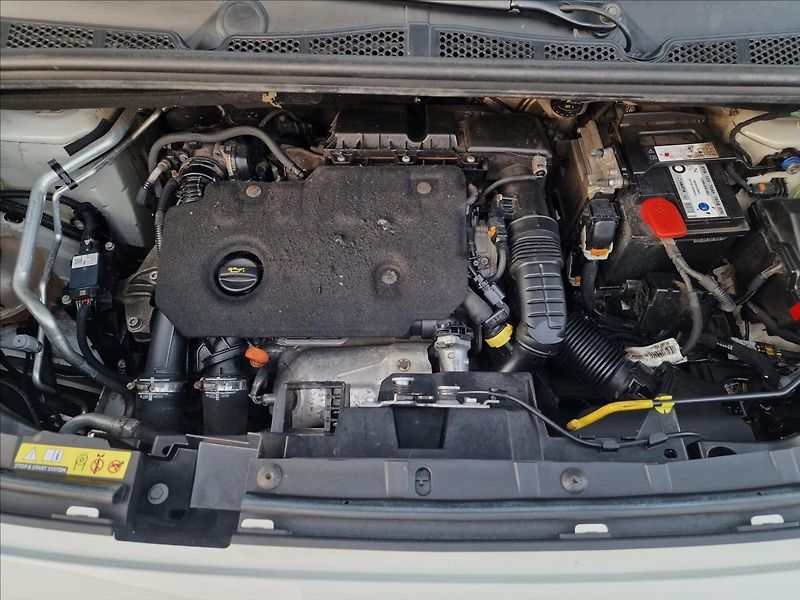Citroën Berlingo 1.5 BlueHDi 100 Feel, ČR,1Maj - fotka 40 z 47