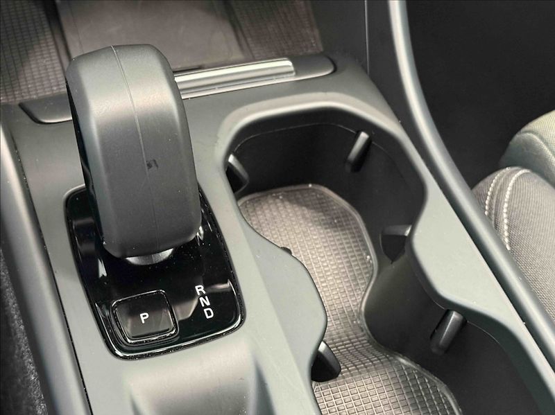 Volvo XC40 2,0 B3 Core Blis,Bezklíč - fotka 14 z 17