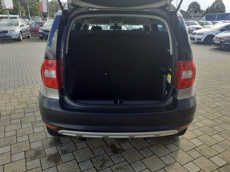 Škoda Yeti (2013) 1.2 TSI AMBIENTE - fotka 18 z 37