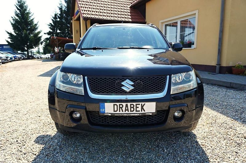 Suzuki Grand Vitara (2007) 1,9 DDIS 95 kW - fotka 10 z 35