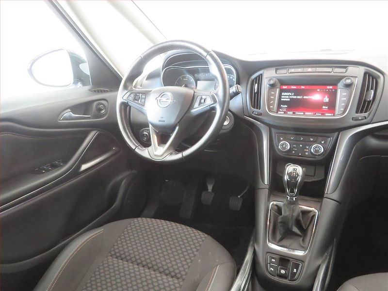 Opel Zafira (2017) 1.6 CDTI, 7 míst, Serv.kniha - fotka 7 z 19