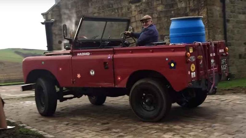 Land Rover s parním strojem namísto motoru.
