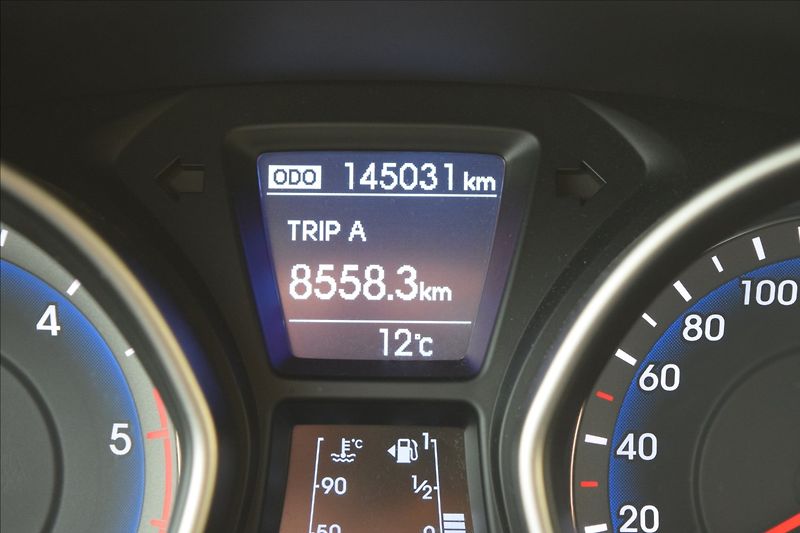 Hyundai i30 1,6 CRDi 81KW BALCK & LIME - fotka 31 z 48