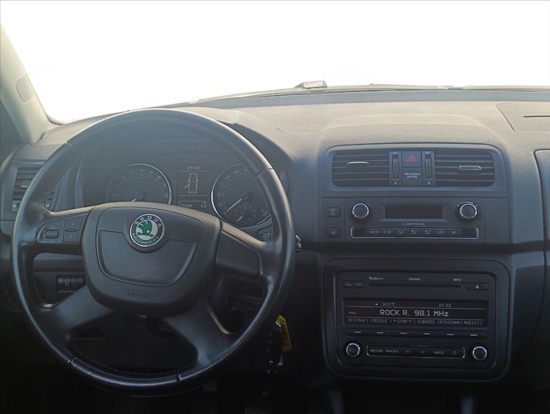 Škoda Roomster 1,6 TDi Aut.klima,Alu,Tempomat - fotka 16 z 36