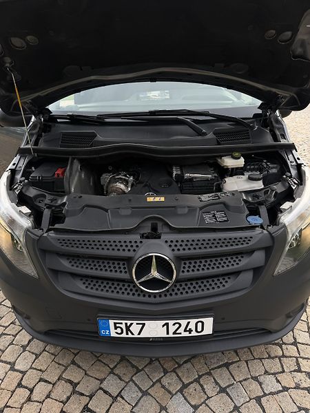 Mercedes-Benz Vito (2022) - fotka 15 z 16