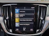 Volvo V60 B4 FWD Momentum Pro,ČR,1.Maj. - náhled 26
