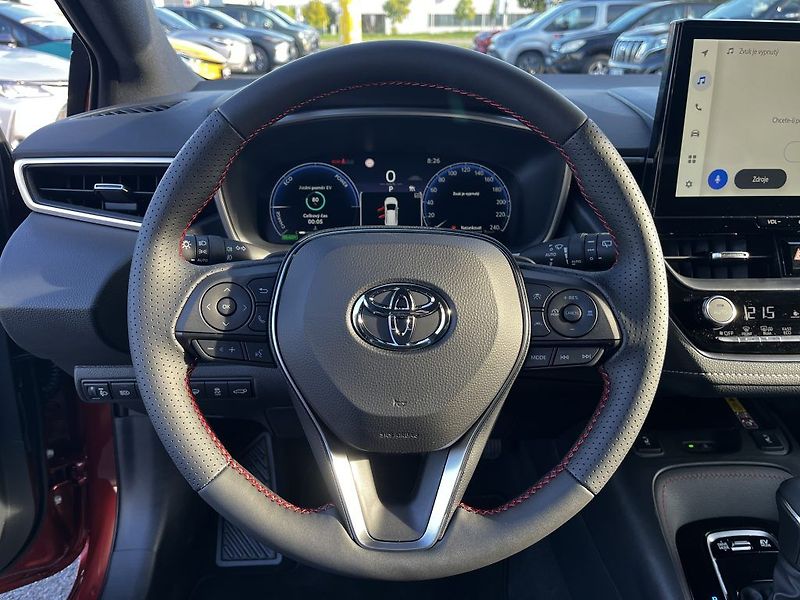 Toyota Corolla TS 2.0 Hybrid GR Sport - fotka 17 z 27