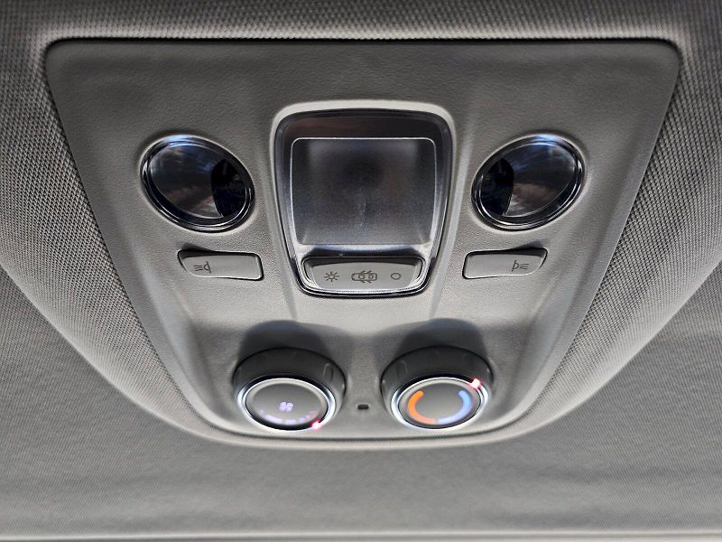 Toyota ProAce Verso (2024) 2.0D 106kW FAMILY 8S WEBASTO - fotka 32 z 35