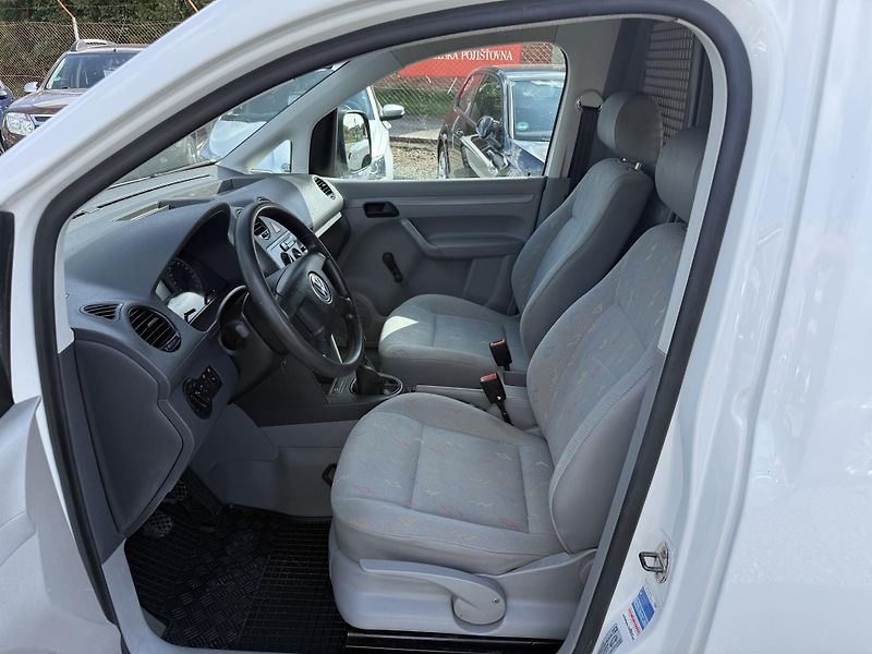 Volkswagen Caddy 1.4 16V - fotka 8 z 12