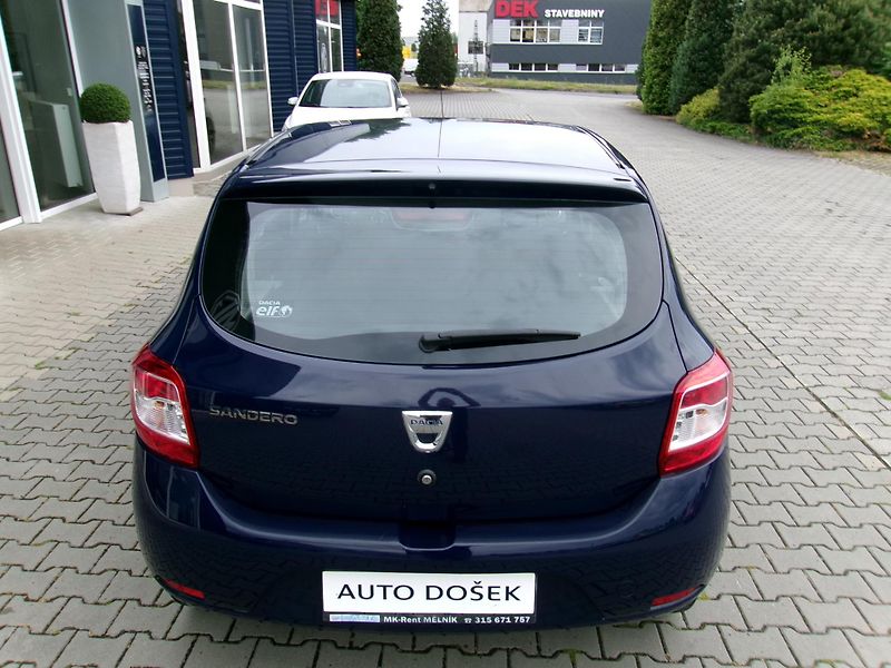 Dacia Sandero (2015) 1.2 16V - fotka 7 z 16
