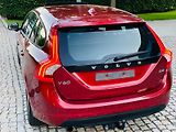 Volvo V60 2.0D4 5VÁLEC SERVISKA TAŽNÉ - náhled 16