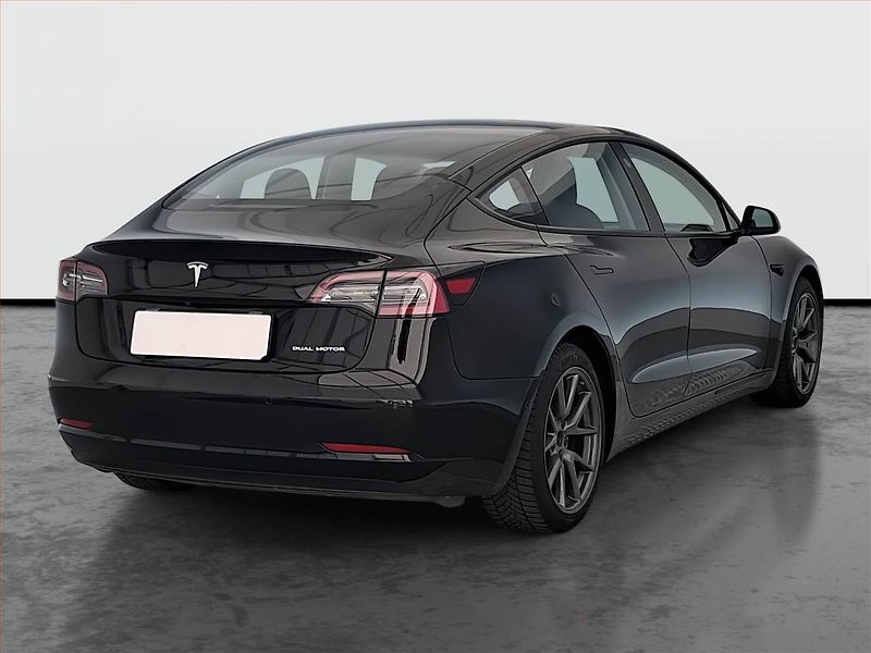 Tesla Model 3 (2021) Long Range 4WD 82kWh, SoH 87% - fotka 5 z 21