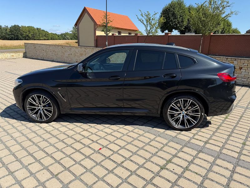 BMW X4 M40d xDrive M-PAKET - fotka 8 z 21