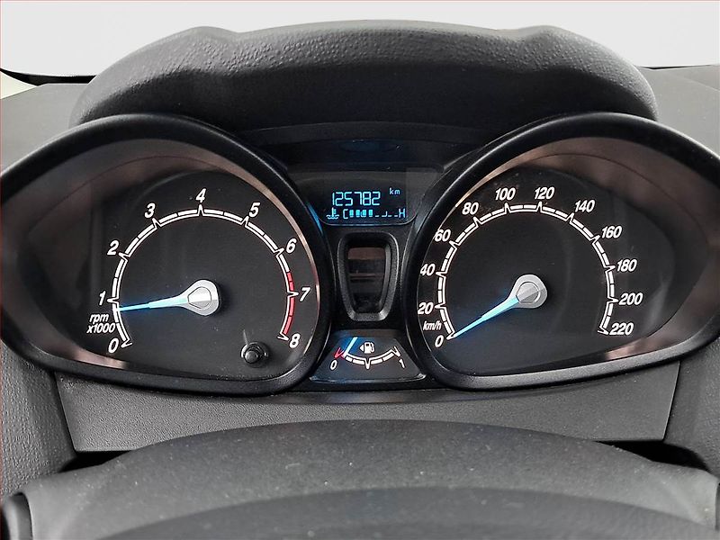 Ford Fiesta (2015) 1.25, Serv.kniha - fotka 10 z 14