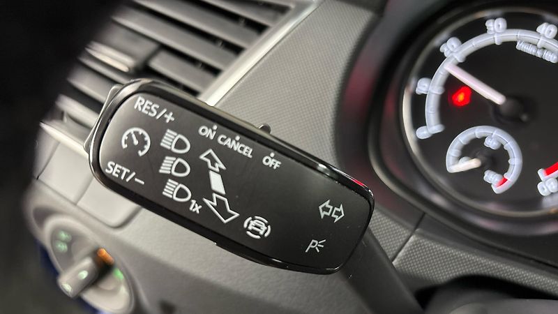 Škoda Fabia 1.0 TSI Black Combi - fotka 14 z 24