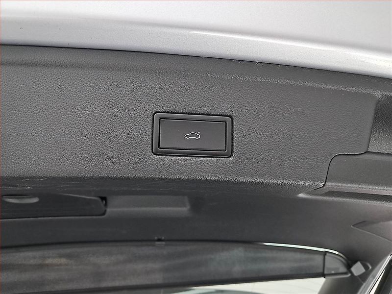 Volkswagen Touareg (2019) 3.0 TDI - fotka 21 z 21