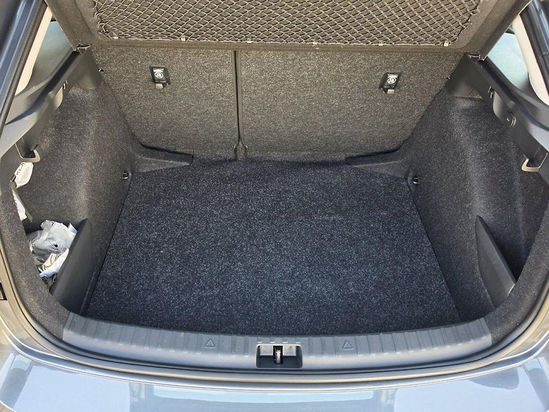 Škoda Scala (2025) 1,0TSI 85KW SELECTION - fotka 26 z 32
