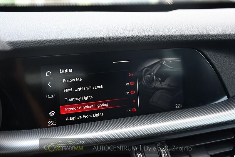 Alfa Romeo Stelvio 2.0T 16V 206kW VELOCE AT8 Q4 - fotka 33 z 44