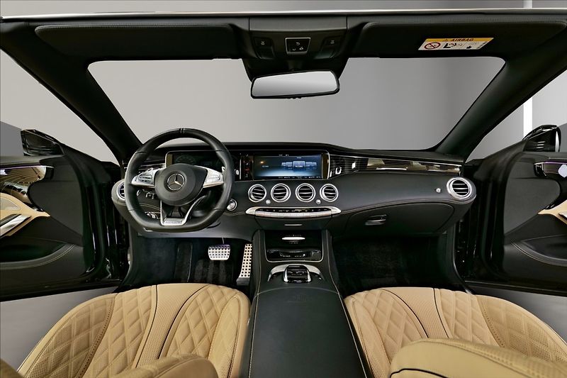 Mercedes-Benz Třídy S S650 Maybach Cabrio 1/300 - fotka 15 z 25