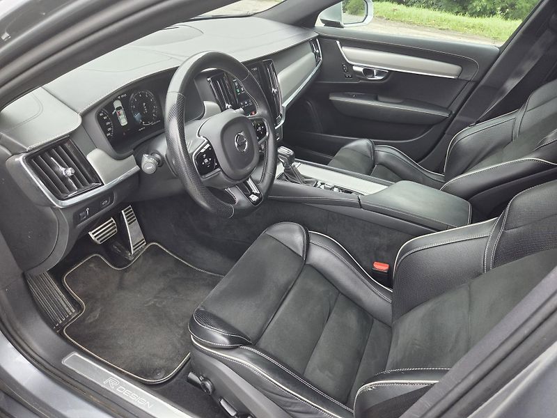 Volvo S90 (2019) - fotka 24 z 24