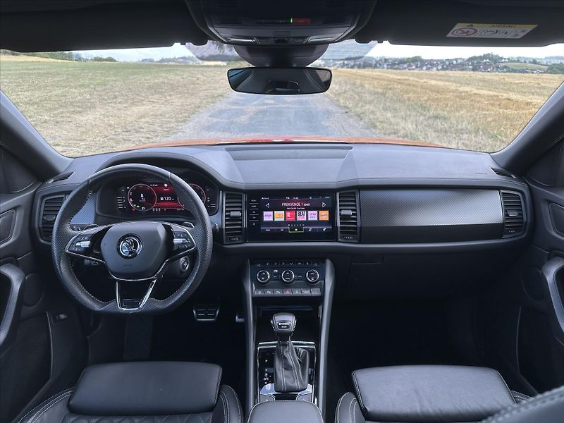 Škoda Kodiaq 2,0 TDI 147kW Sportline Zaruka - fotka 36 z 44