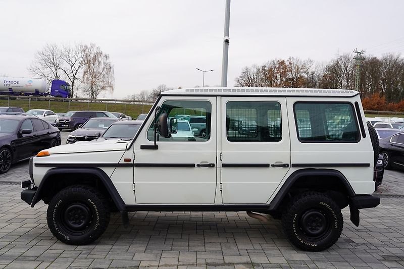 Mercedes-Benz Třídy G G 300 PUR Professional - fotka 3 z 18