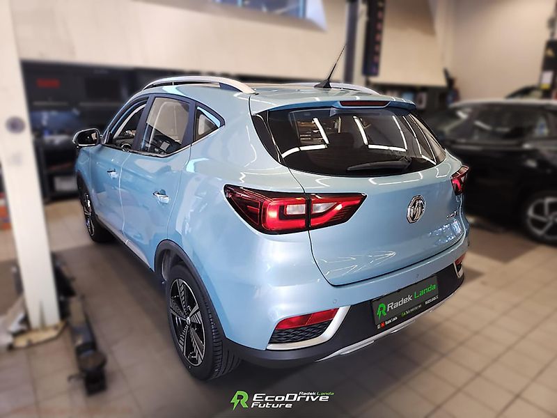 MG ZS (2021) 44,5 kWh, FWD (143 koní) - fotka 3 z 11