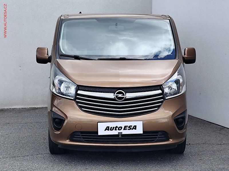 Opel Vivaro (2015) 1.6CDTi 5míst, 107kW, AC, TZ - fotka 2 z 19