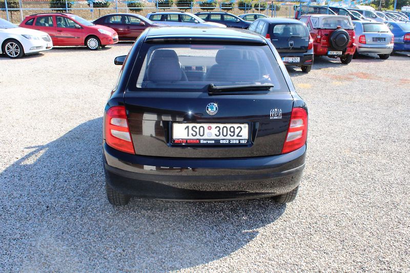 Škoda Fabia (2002) 1.2i KOUPENO ČR 1.MAJITEL - fotka 6 z 16