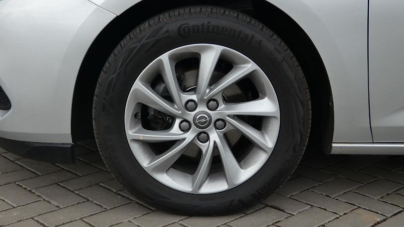 Opel Astra 1.5 CDTi 90kW Elegance ST S/S - fotka 21 z 22