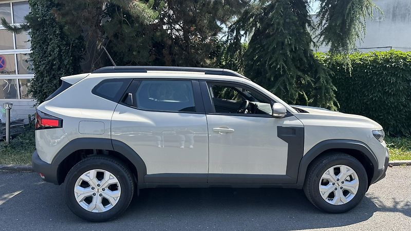 Dacia Duster (2026) Expression Hybrid 155 - fotka 2 z 17