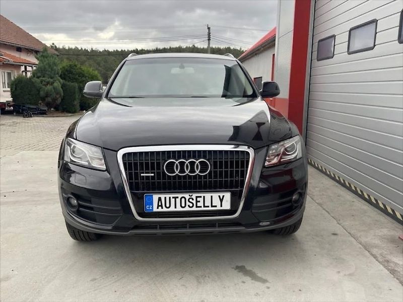 Audi Q5 3,0 TDI QUATTRO 176 kW TAŽNÉ - fotka 8 z 21