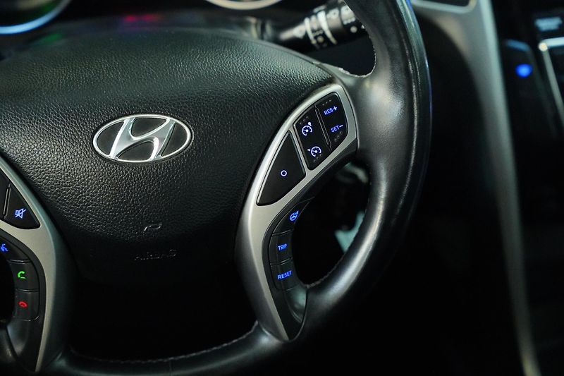 Hyundai i30 - fotka 17 z 30