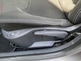 Renault Clio (2013) 1.5 dCi, AC, navi - náhled 14