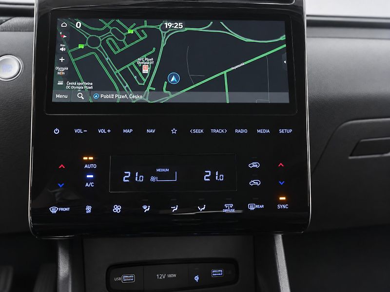 Hyundai Tucson 1,6 T-GDi 110kW Smart CZ Záruk - fotka 15 z 27