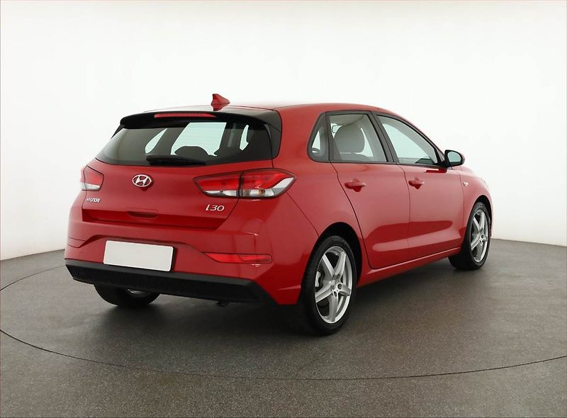 Hyundai i30 (2022) 1.0 T-GDI, Serv.kniha - fotka 5 z 16